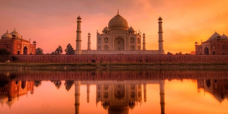 Why a Private Driver in India is Your Best Travel Option